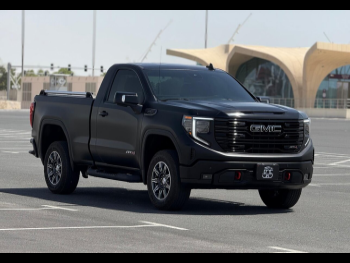 GMC  Sierra  AT4  2024  Automatic  17,000 Km  8 Cylinder  Four Wheel Drive (4WD)  Pick Up  Black  With Warranty