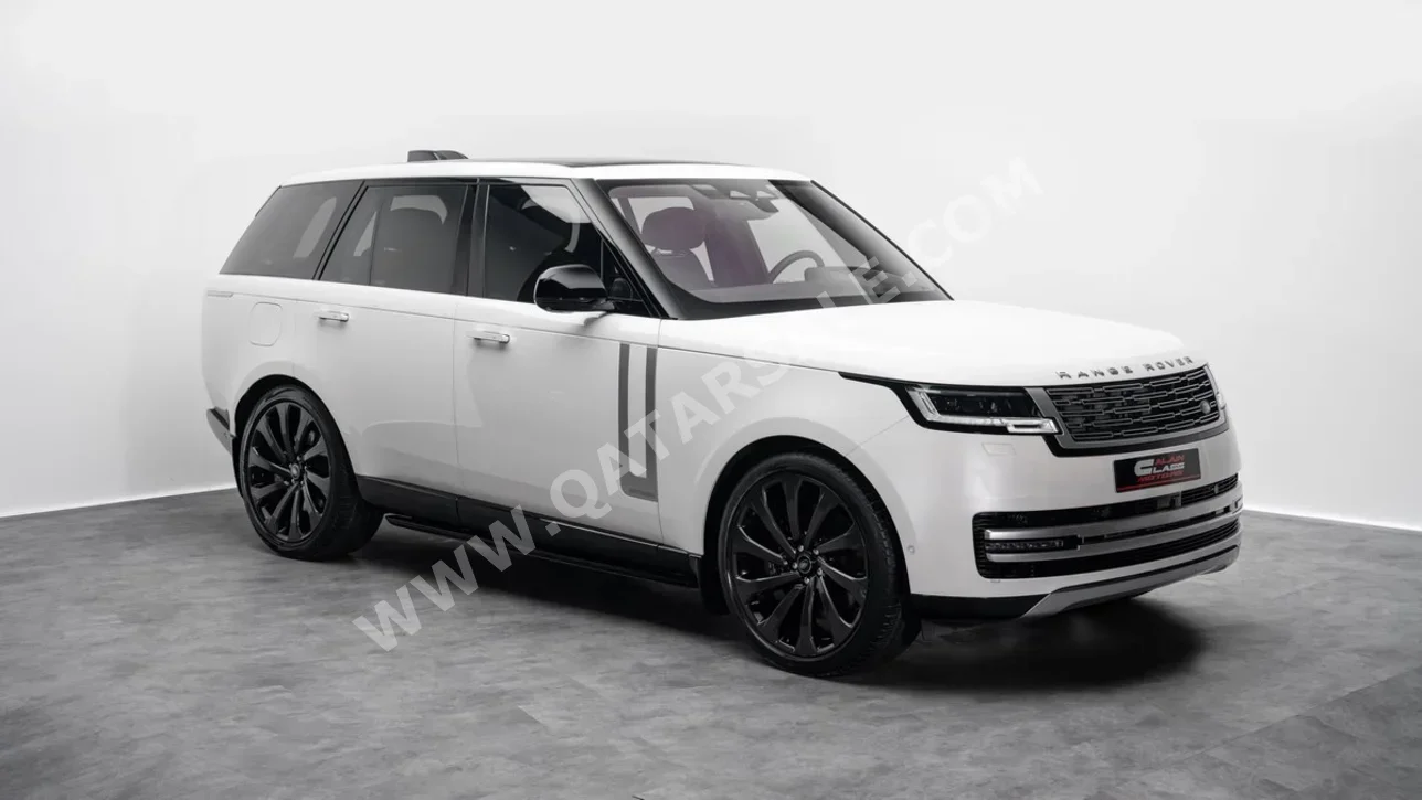 Land Rover  Range Rover  Vogue  Autobiography  2022  Automatic  35,750 Km  8 Cylinder  Four Wheel Drive (4WD)  SUV  White