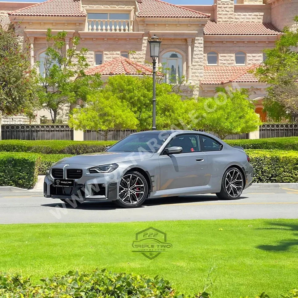 BMW  M-Series  2  2025  Automatic  2,200 Km  4 Cylinder  Rear Wheel Drive (RWD)  Coupe / Sport  Gray