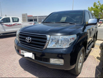 Toyota  Land Cruiser  GXR  2009  Automatic  371,000 Km  8 Cylinder  Four Wheel Drive (4WD)  SUV  Black