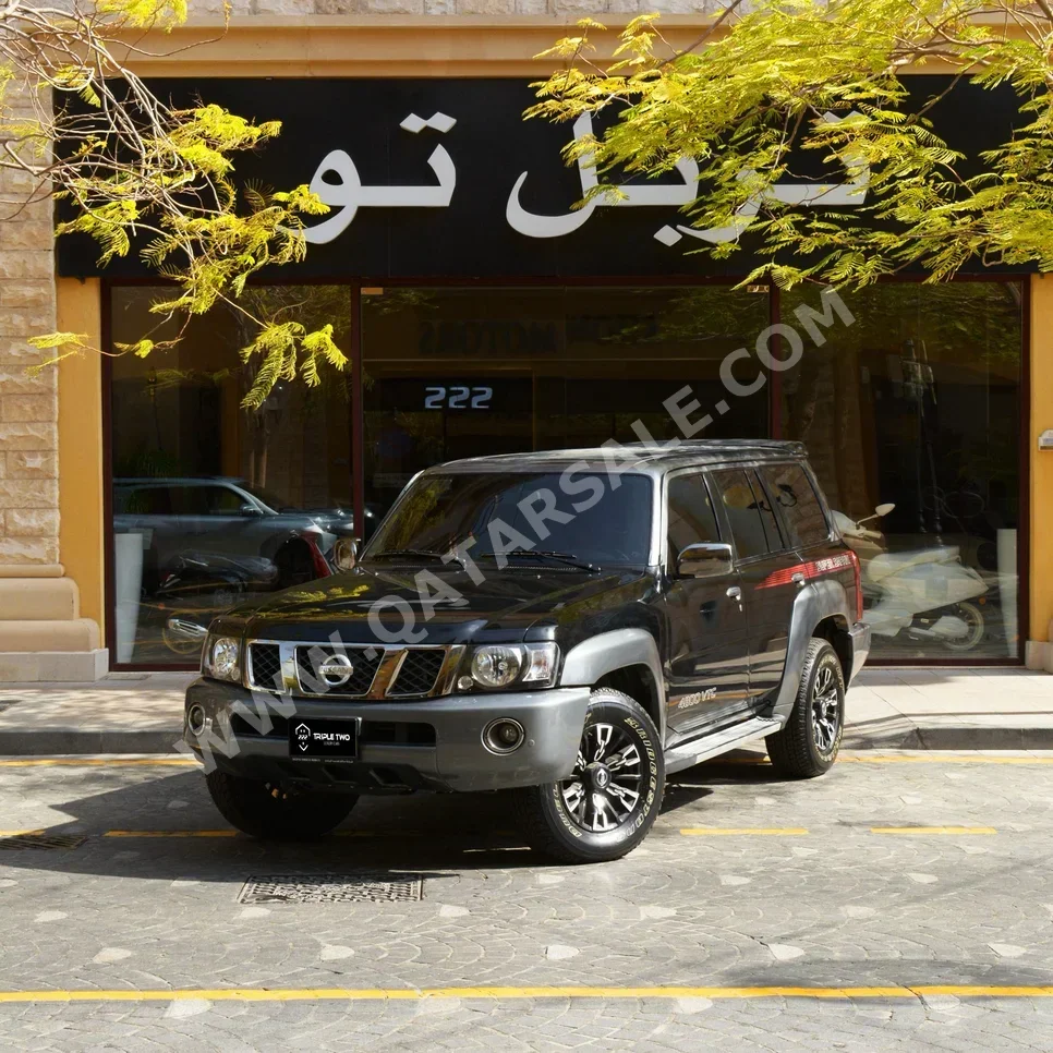 نيسان  باترول  سوبر سفاري  2023  عادي  22,000 كم  6 سلندر  دفع رباعي  اس يو في  أسود  تحت الضمان