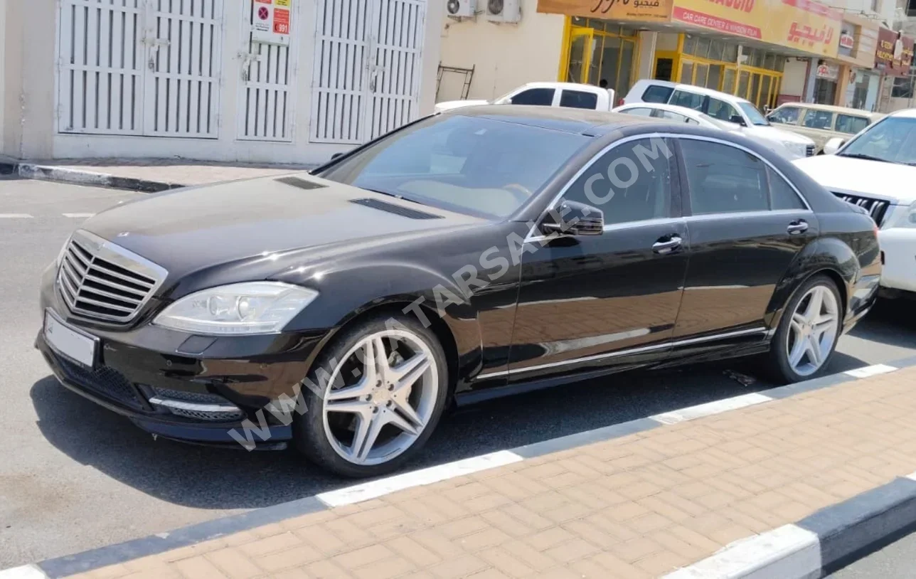 Mercedes-Benz  S-Class  350  2010  Automatic  15,000 Km  6 Cylinder  Rear Wheel Drive (RWD)  Sedan  Black
