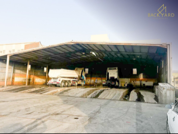 Warehouses & Stores - Al Wakrah  - Industrial Area  -Area Size: 2000 Square Meter