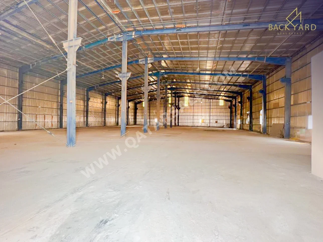 Warehouses & Stores - Al Wakrah  - Barkit Al Awamer  -Area Size: 4700 Square Meter