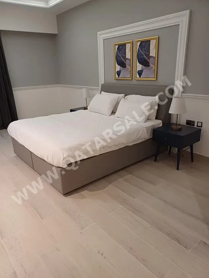 1 Bedrooms  Apartment  For Rent  in Doha -  Al Sadd  Fully Furnished
