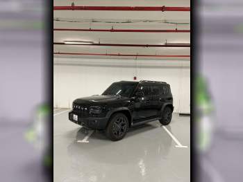 Jetour  T2  Luxury  2025  Automatic  11,000 Km  4 Cylinder  Four Wheel Drive (4WD)  SUV  Black  With Warranty