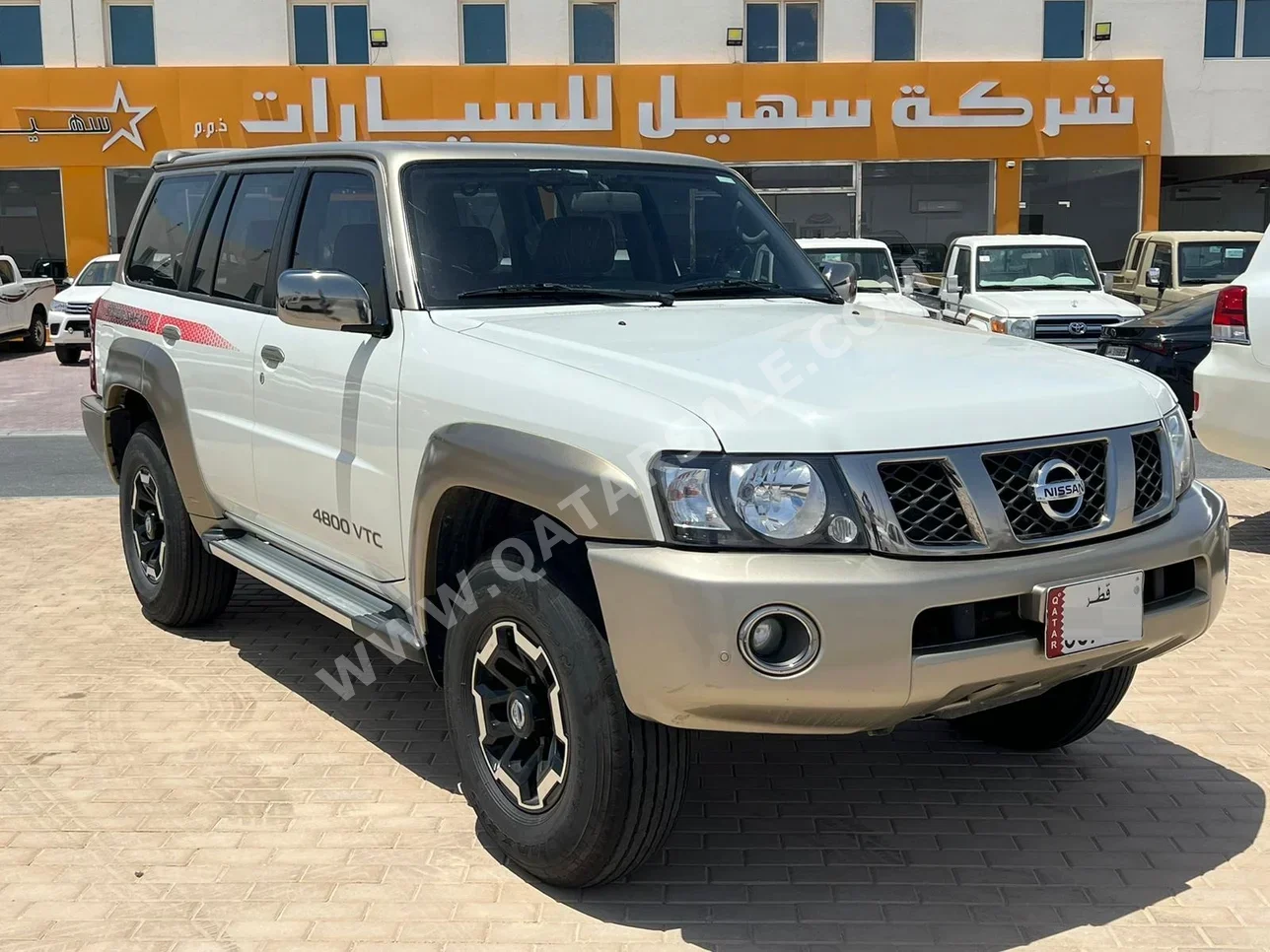 نيسان  باترول  سوبر سفاري  2021  اوتوماتيك  69,000 كم  6 سلندر  دفع رباعي  اس يو في  أبيض