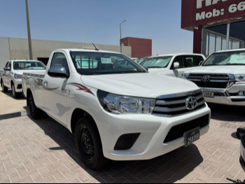 Toyota  Hilux  2025  Manual  0 Km  4 Cylinder  Rear Wheel Drive (RWD)  Pick Up  White  With Warranty