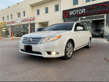 تويوتا  أفالون  2012  اوتوماتيك  175,000 كم  6 سلندر  سحب امامي  سيدان  أبيض