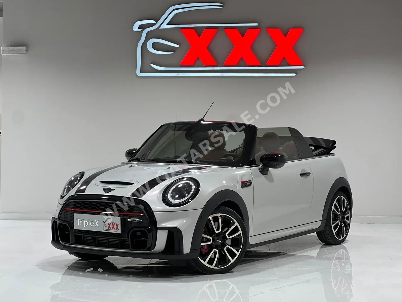 Mini  Cooper  JCW  2023  Automatic  52,000 Km  4 Cylinder  Front Wheel Drive (FWD)  Hatchback  Silver  With Warranty