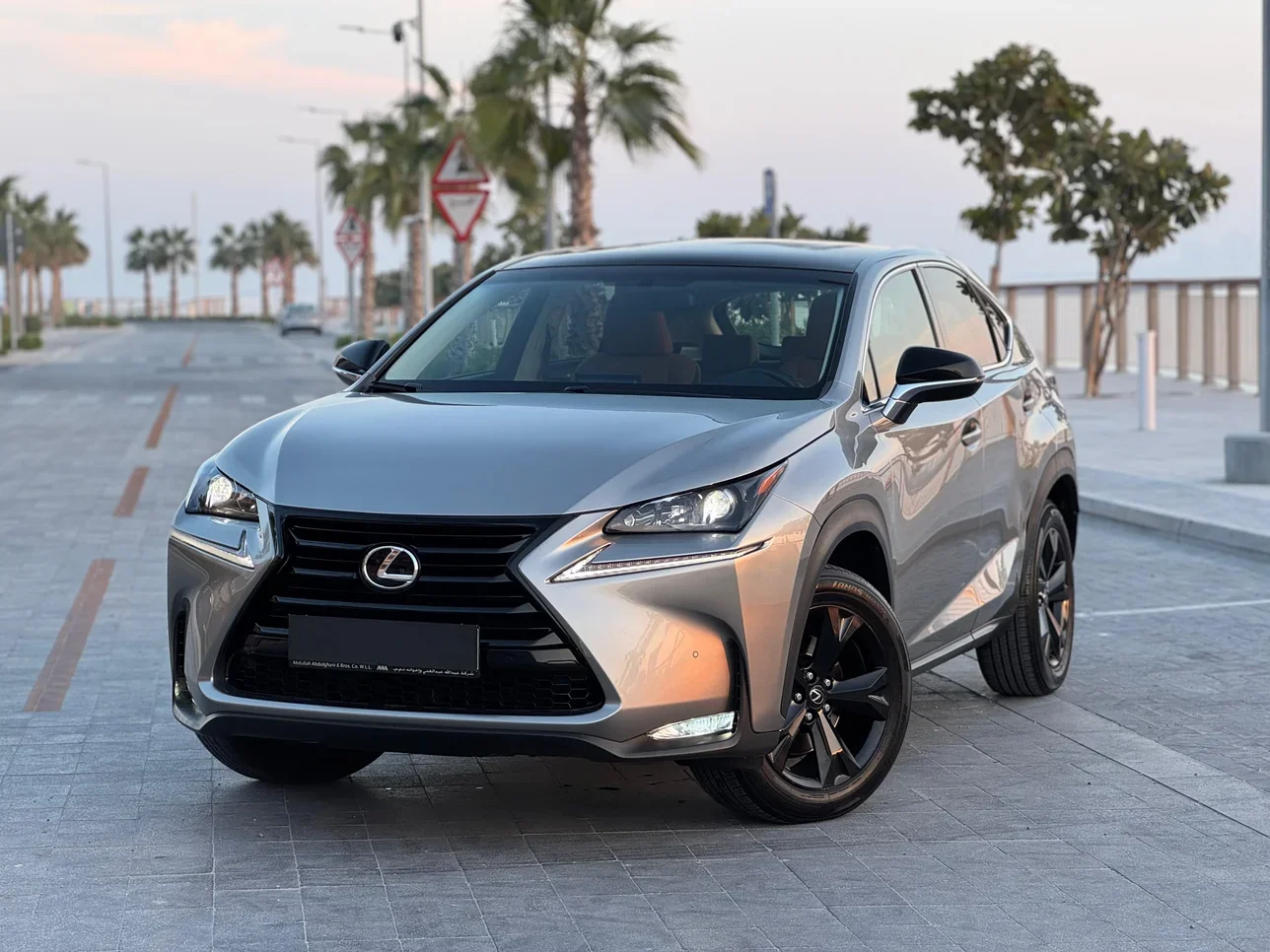 Lexus  NX  200 T  2017  Automatic  133,000 Km  4 Cylinder  All Wheel Drive (AWD)  SUV  Silver