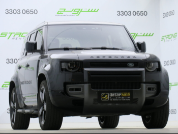 Land Rover  Defender  110 HSE  2024  Automatic  39,000 Km  6 Cylinder  Four Wheel Drive (4WD)  SUV  Gray  With Warranty