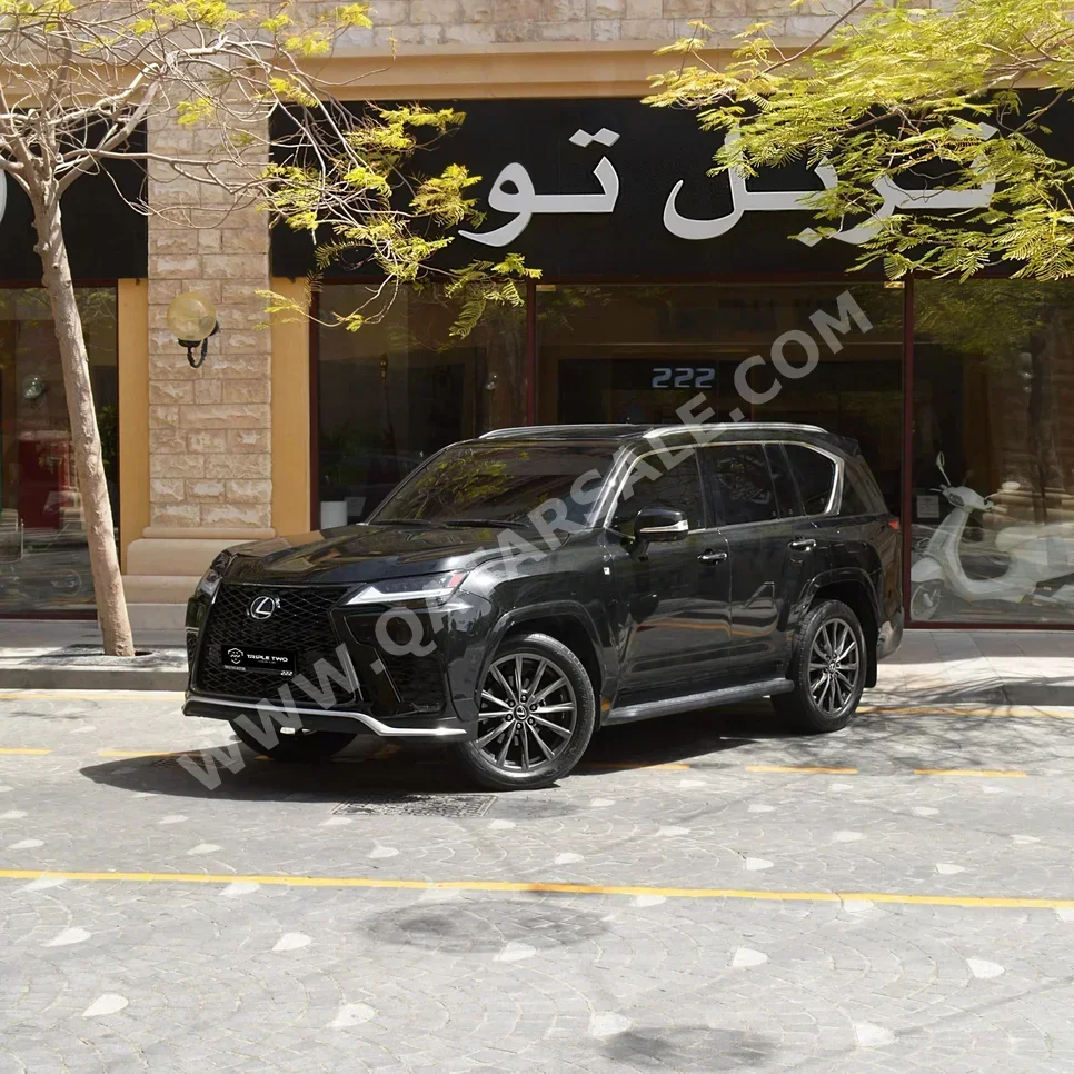 لكزس  ال اكس  600 اف سبورت  2022  اوتوماتيك  96,000 كم  6 سلندر  دفع رباعي  اس يو في  أسود  تحت الضمان