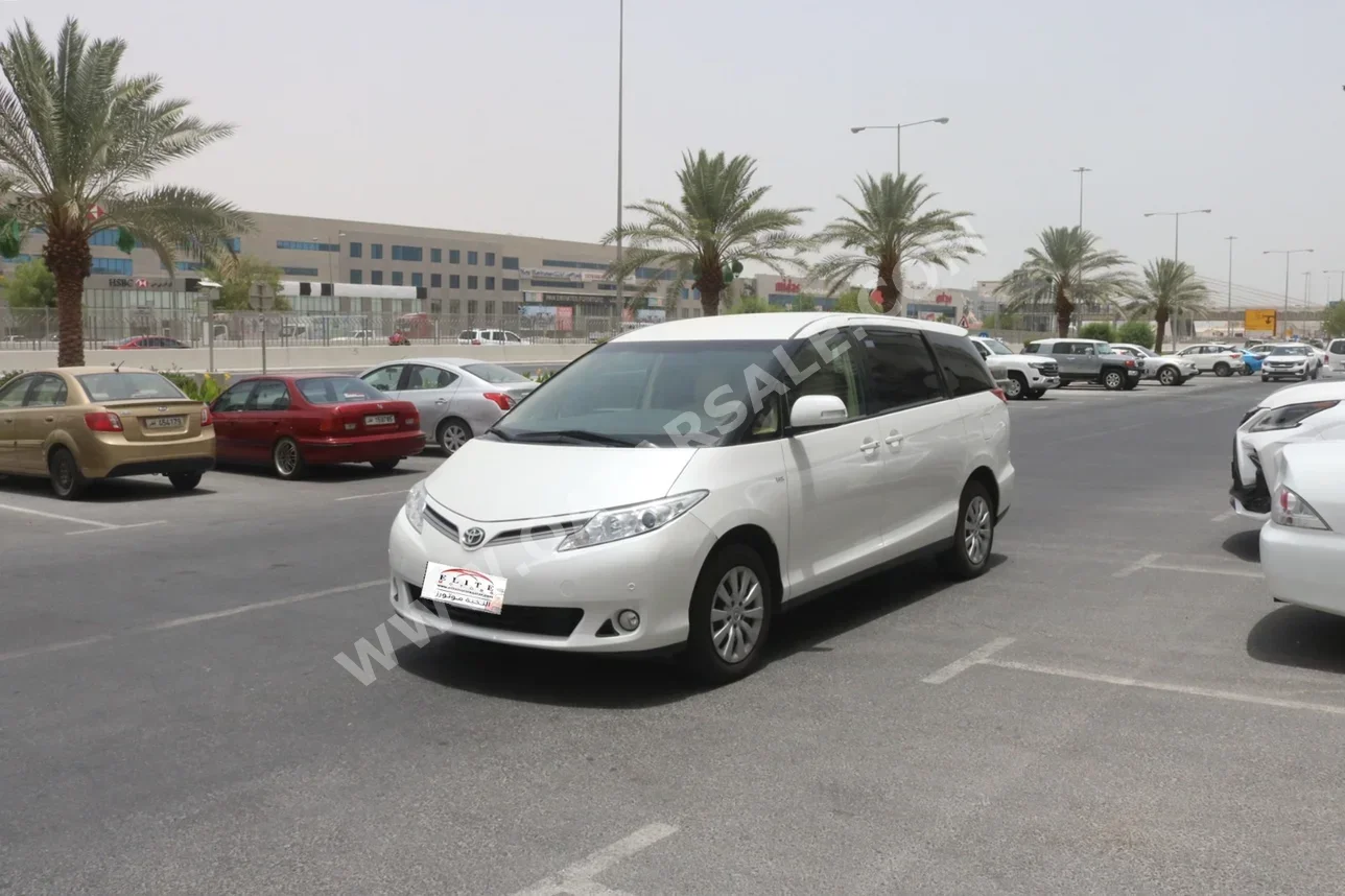 Toyota  Previa  2017  Automatic  178,000 Km  4 Cylinder  Front Wheel Drive (FWD)  Van / Bus  White