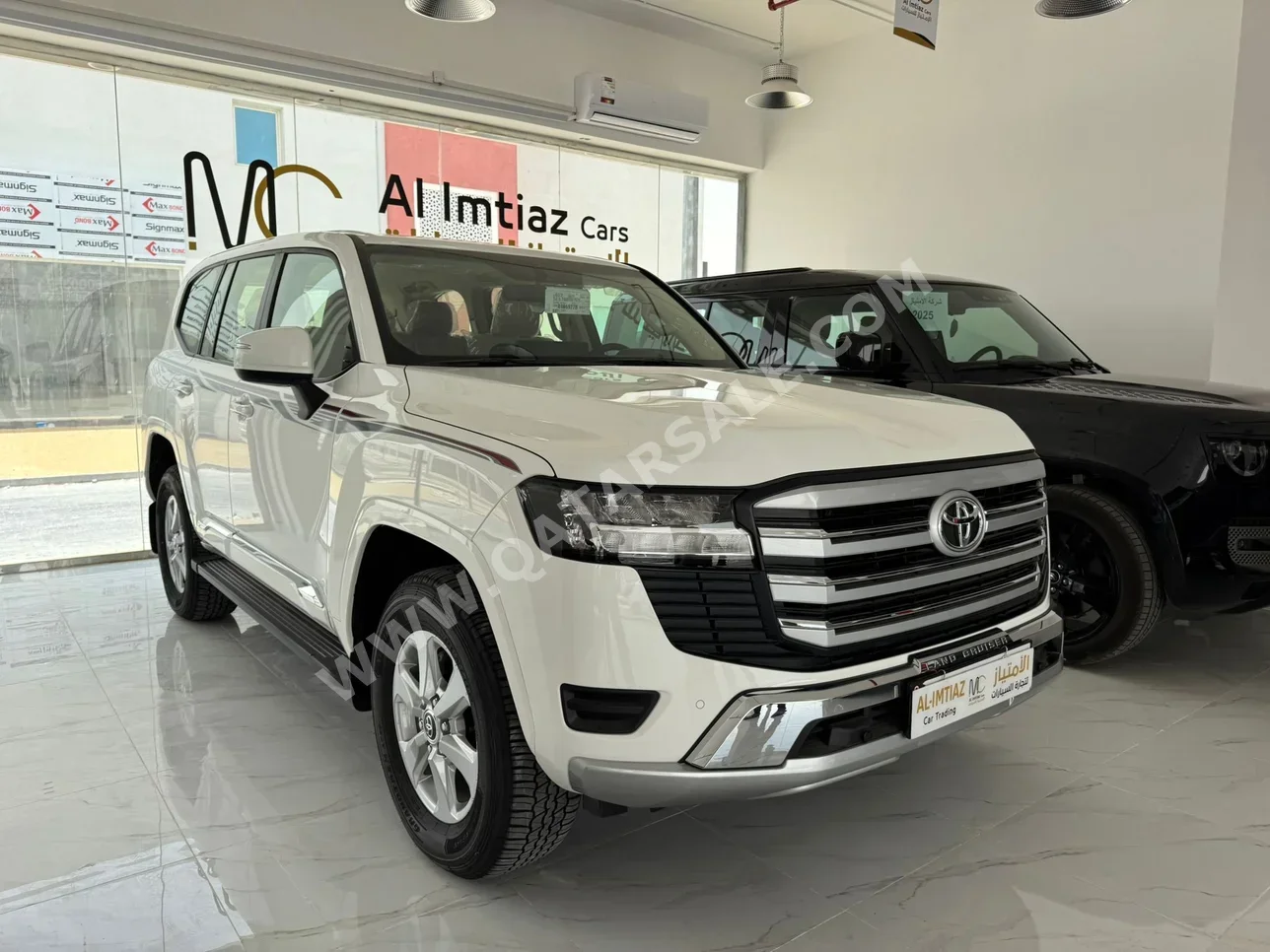 Toyota  Land Cruiser  GXR  2024  Automatic  0 Km  6 Cylinder  Four Wheel Drive (4WD)  SUV  White  With Warranty