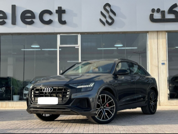 Audi  Q8  S-Line  2023  Automatic  32,000 Km  6 Cylinder  All Wheel Drive (AWD)  SUV  Black  With Warranty