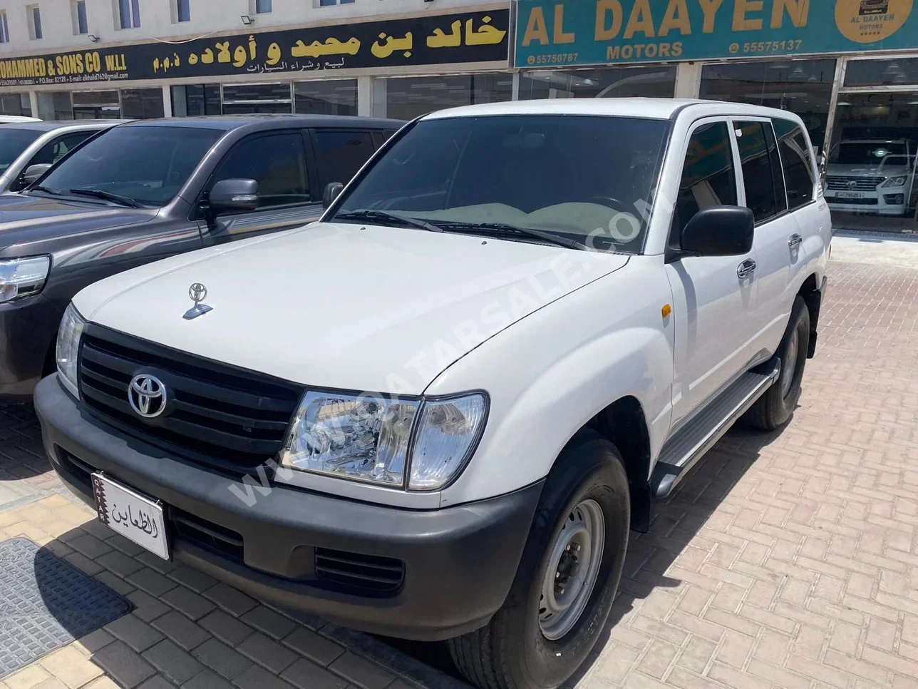 Toyota  Land Cruiser  GX  2006  Manual  476,000 Km  6 Cylinder  Four Wheel Drive (4WD)  SUV  White