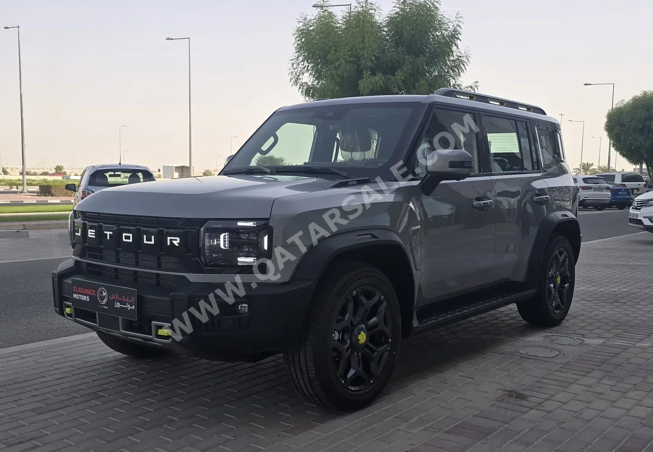Jetour  T2  Luxury  2025  Automatic  0 Km  4 Cylinder  All Wheel Drive (AWD)  SUV  Silver  With Warranty