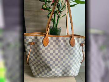 Tote Bag  - Louis Vuitton  - Cream  - Genuine Leather  - For Women