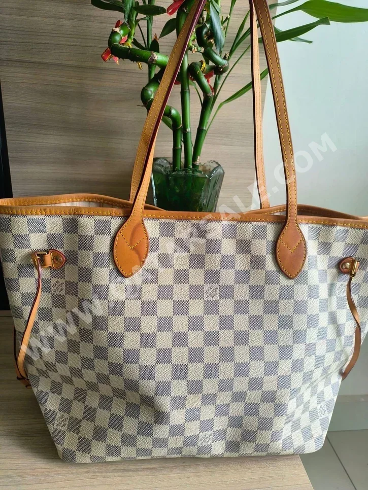 Tote Bag  - Louis Vuitton  - Cream  - Genuine Leather  - For Women
