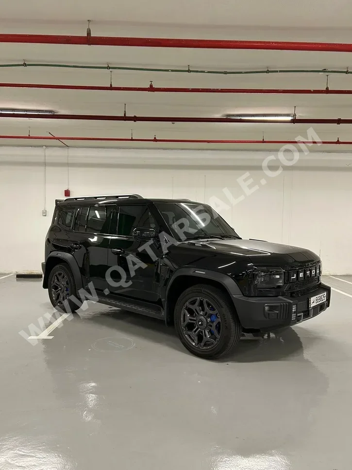 Jetour  T2  I-DM  2025  Automatic  15,000 Km  4 Cylinder  Four Wheel Drive (4WD)  SUV  Black  With Warranty