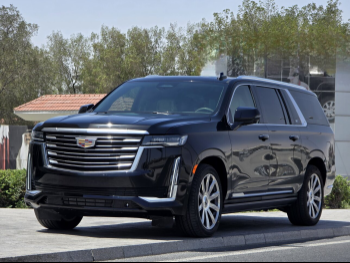 Cadillac  Escalade  Platinum  2022  Automatic  82,000 Km  8 Cylinder  Four Wheel Drive (4WD)  SUV  Black  With Warranty