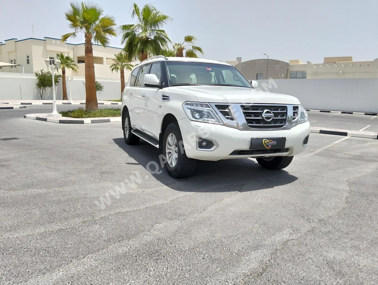 Nissan  Patrol  SE  2015  Automatic  263,000 Km  8 Cylinder  Four Wheel Drive (4WD)  SUV  White