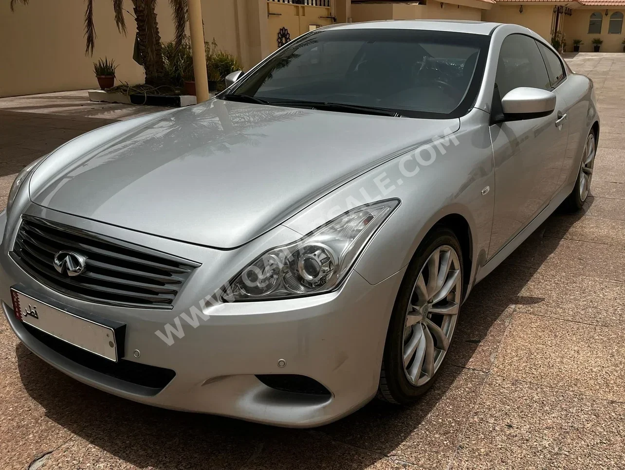 Infiniti  G  37S  2009  Automatic  2,000 Km  6 Cylinder  Rear Wheel Drive (RWD)  Coupe / Sport  Silver