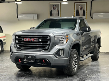 GMC  Sierra  AT4  2022  Automatic  50,000 Km  8 Cylinder  Four Wheel Drive (4WD)  Pick Up  Gray