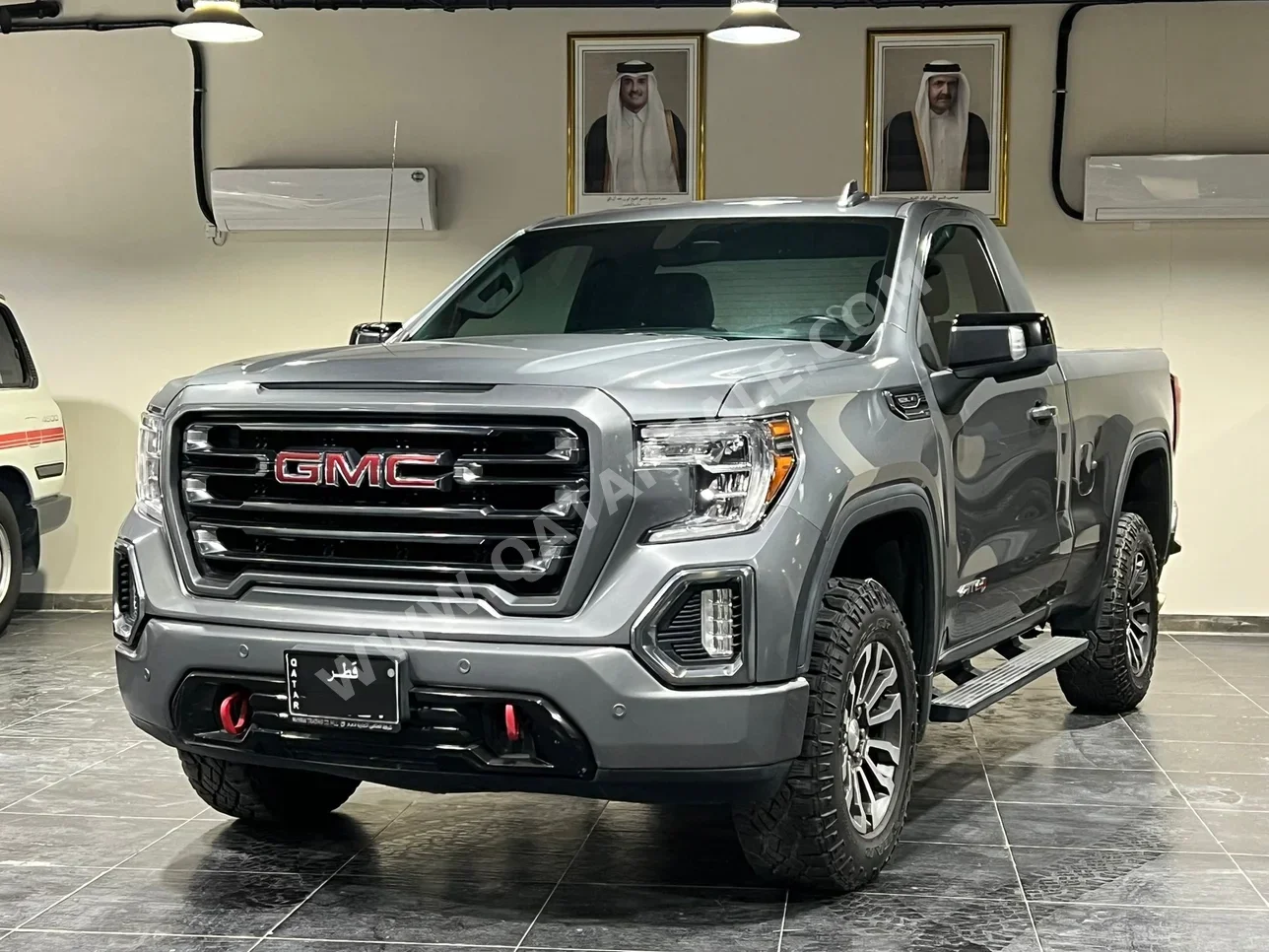 GMC  Sierra  AT4  2022  Automatic  50,000 Km  8 Cylinder  Four Wheel Drive (4WD)  Pick Up  Gray