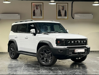 Jetour  T2  Luxury  2025  Automatic  1,000 Km  4 Cylinder  Four Wheel Drive (4WD)  SUV  White  With Warranty