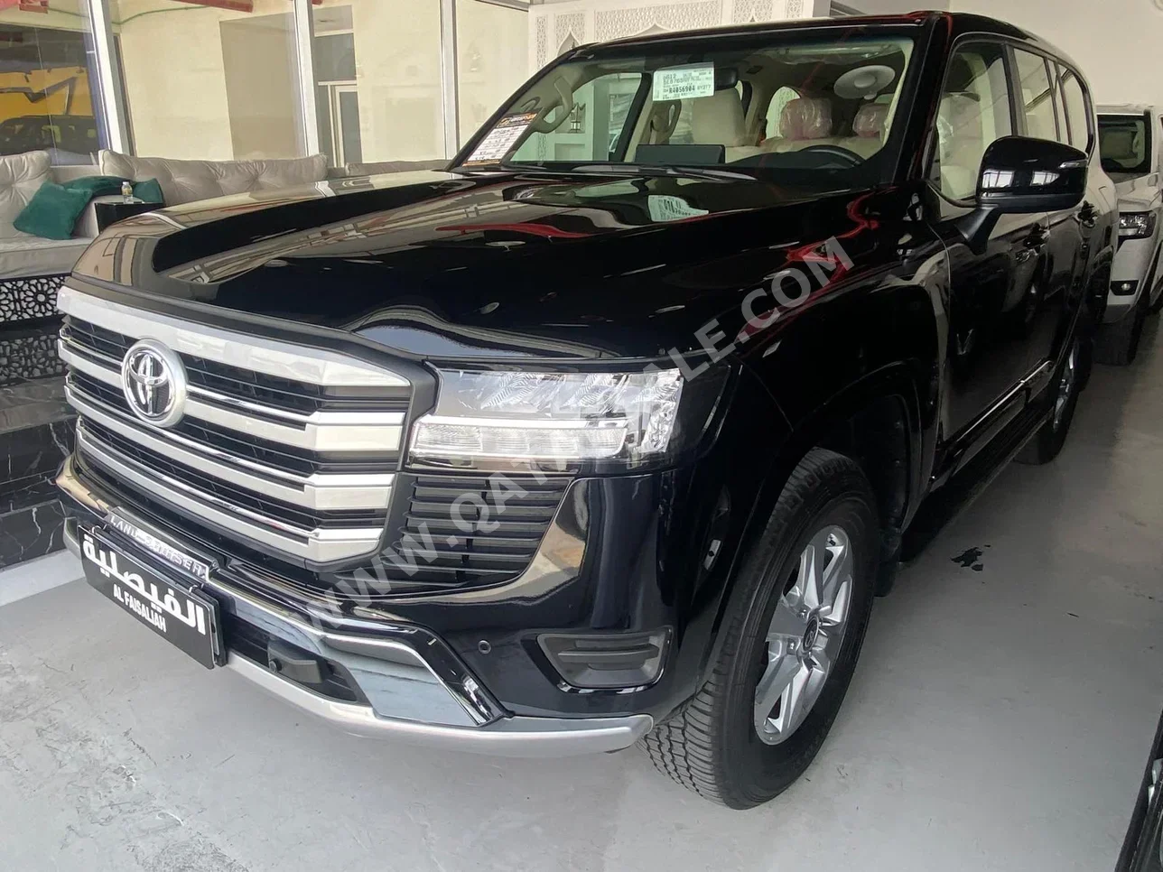 Toyota  Land Cruiser  GXR  2024  Automatic  34,000 Km  6 Cylinder  Four Wheel Drive (4WD)  SUV  Black  With Warranty