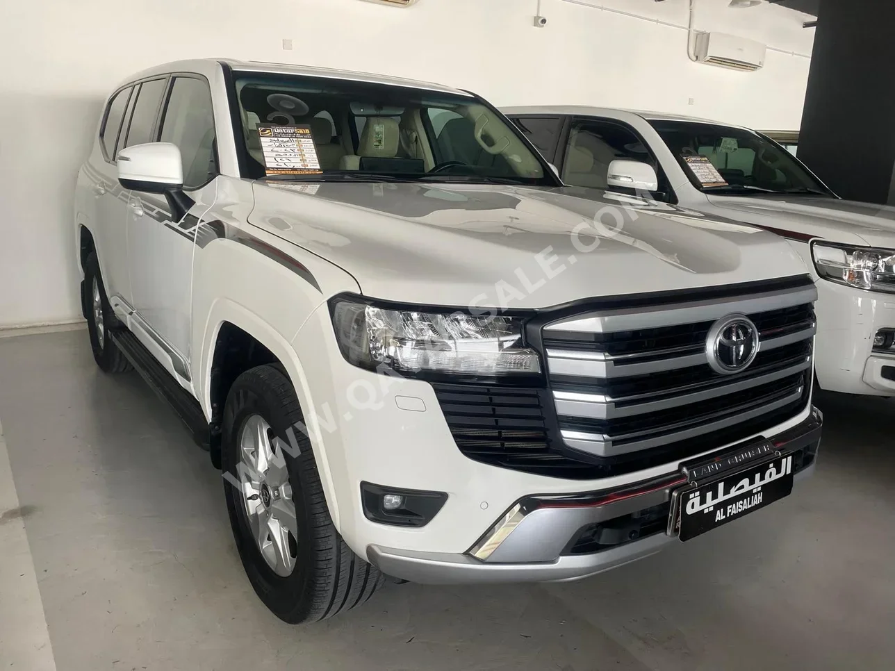 Toyota  Land Cruiser  GXR Twin Turbo  2023  Automatic  126,000 Km  6 Cylinder  Four Wheel Drive (4WD)  SUV  White  With Warranty
