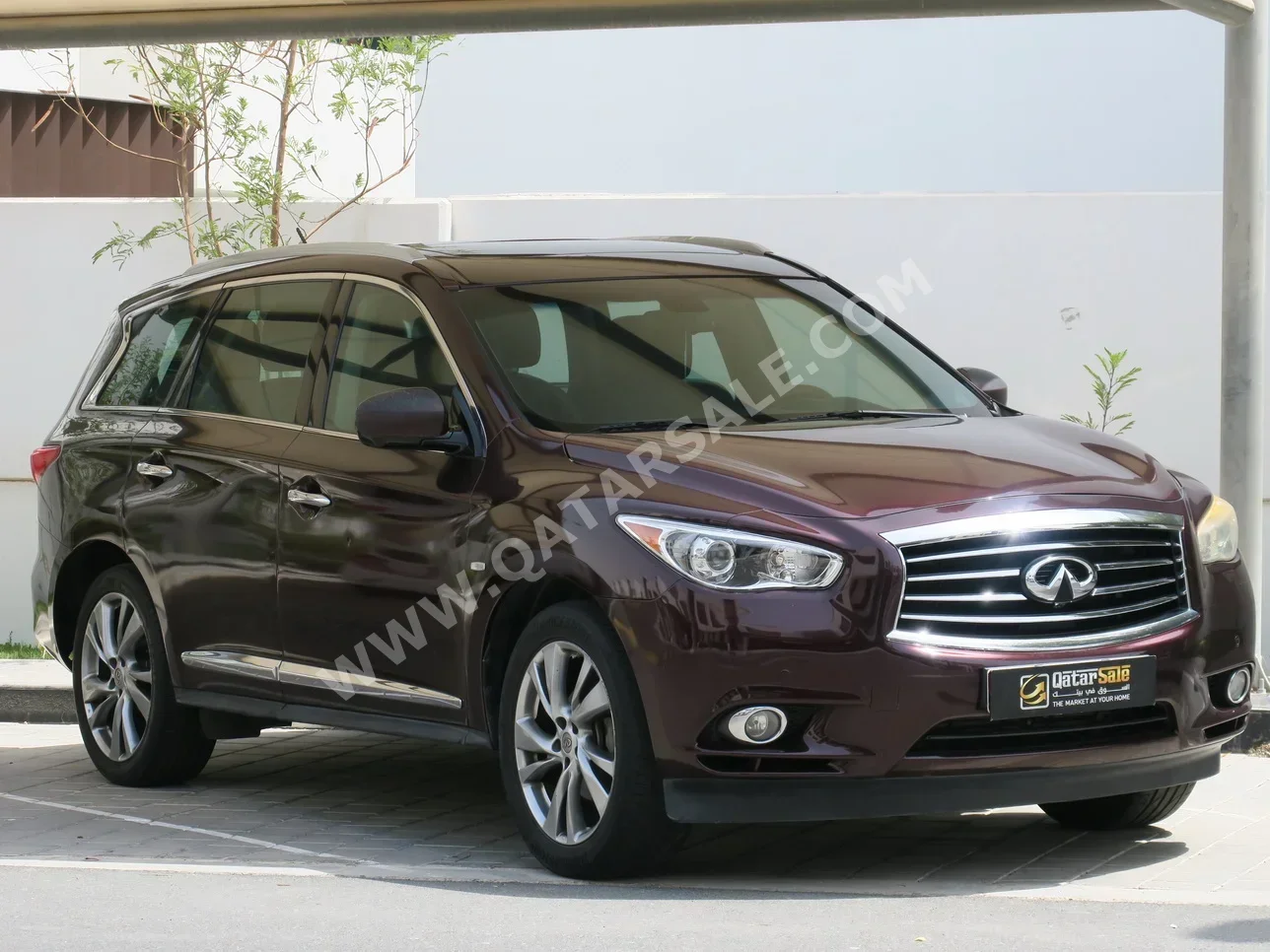 Infiniti  QX  60  2015  Automatic  142,000 Km  6 Cylinder  Four Wheel Drive (4WD)  SUV  Maroon