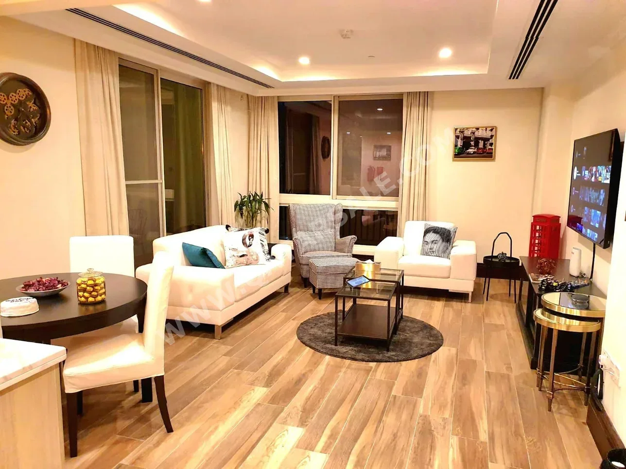 1 Bedrooms  Apartment  For Rent  in Doha -  The Pearl  Fully Furnished