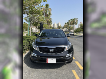 Kia  Sportage  2.4 LX  2014  Automatic  82,000 Km  4 Cylinder  All Wheel Drive (AWD)  SUV  Black
