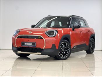 Mini  Cooper  Paceman  2025  Automatic  3,500 Km  0 Cylinder  Rear Wheel Drive (RWD)  Hatchback  Red  With Warranty