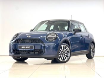 Mini  Cooper  2025  Automatic  4,850 Km  3 Cylinder  Front Wheel Drive (FWD)  Hatchback  Blue  With Warranty