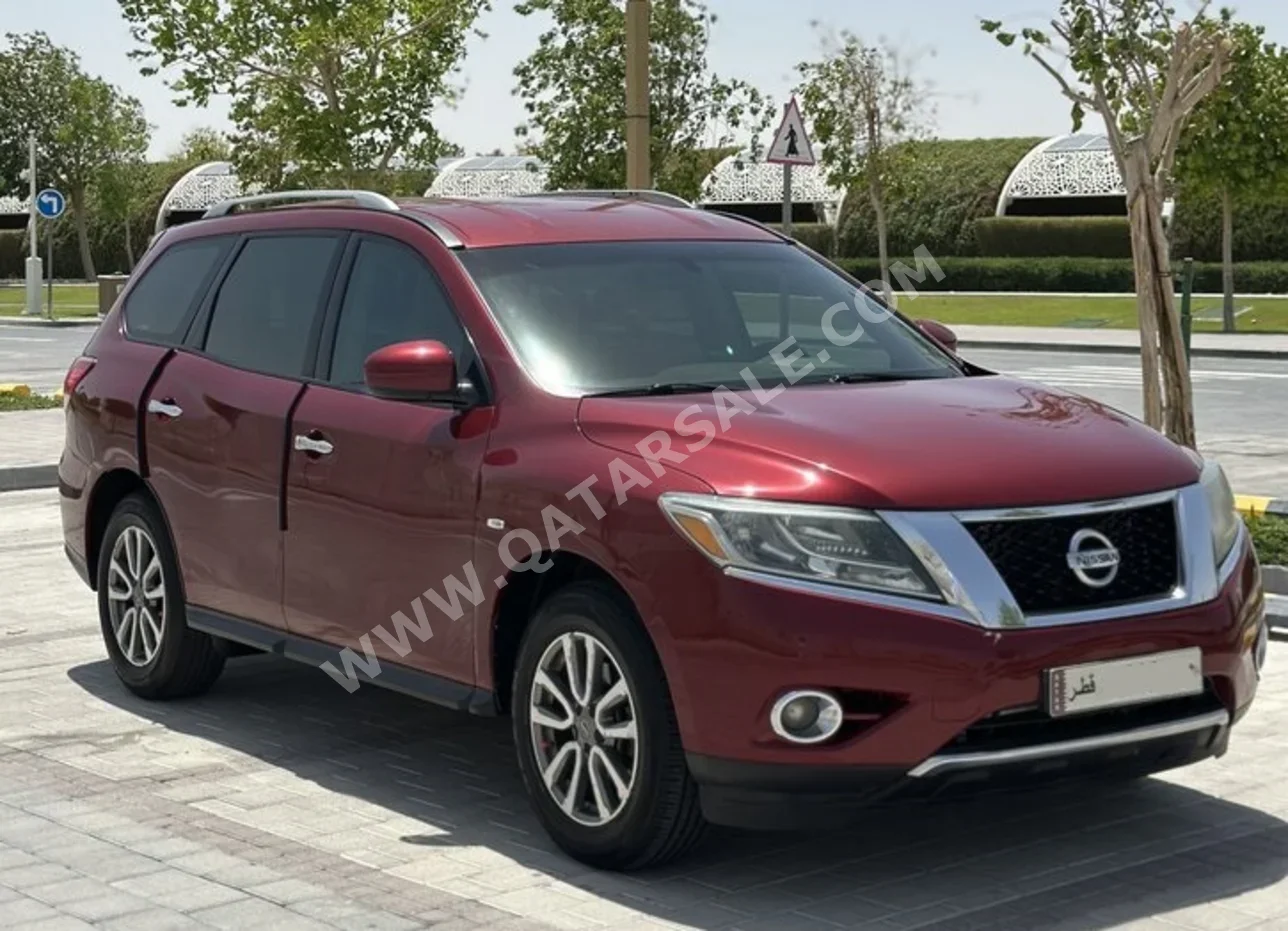 Nissan  Pathfinder  2013  Automatic  193,000 Km  6 Cylinder  Four Wheel Drive (4WD)  Limousine  Red