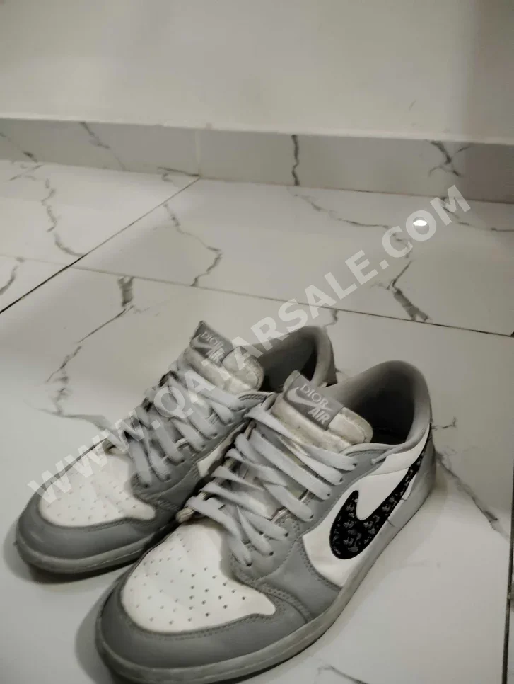 Shoes Nike  White Size 42  Men