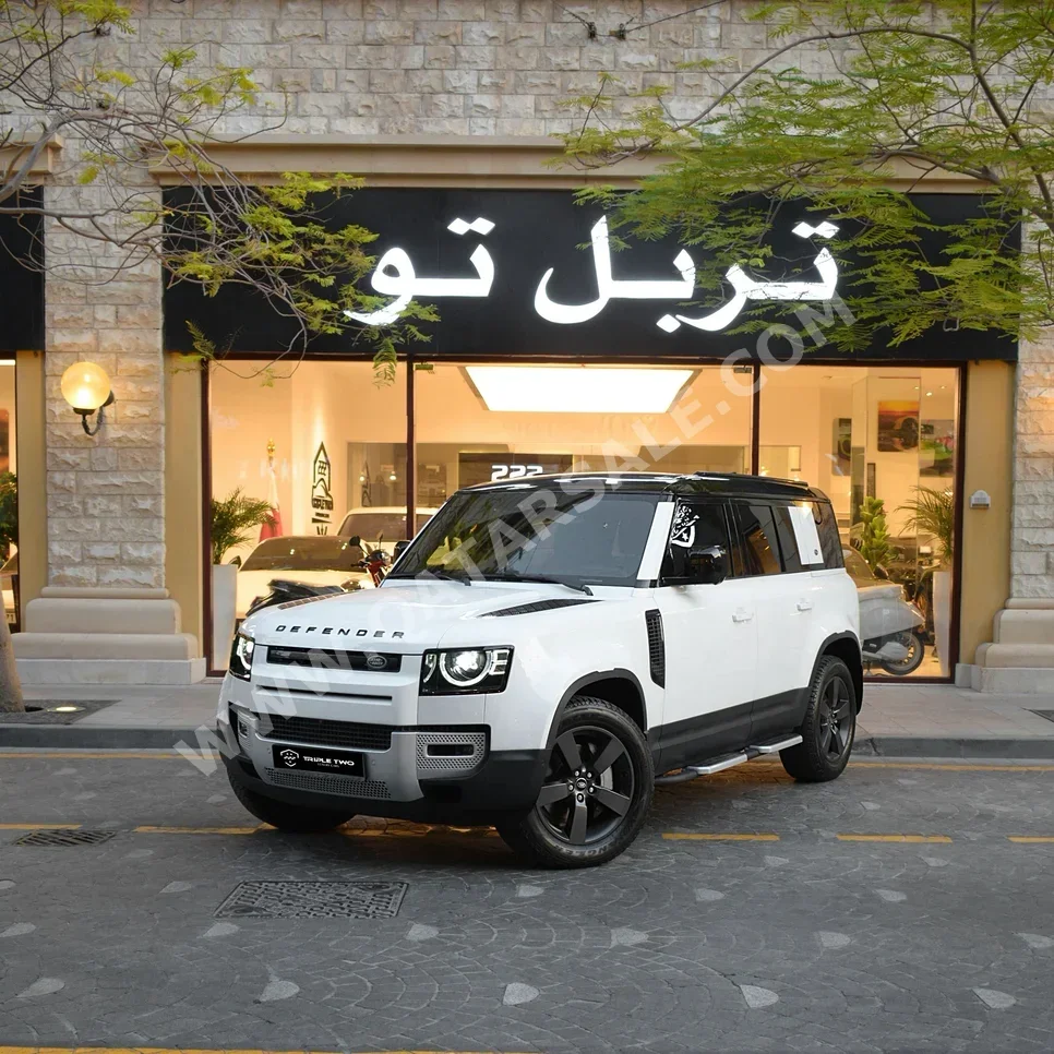 Land Rover  Defender  110 HSE  2024  Automatic  45,200 Km  6 Cylinder  Four Wheel Drive (4WD)  SUV  White  With Warranty