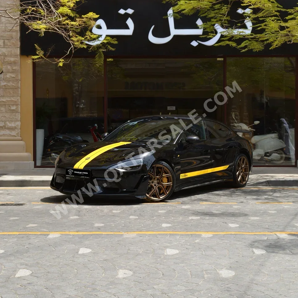 شاومي  اس يو 7  الترا  2025  اوتوماتيك  0 كم  0 سلندر  دفع كلي مستمر  كوبيه \ سبورت  أسود  تحت الضمان