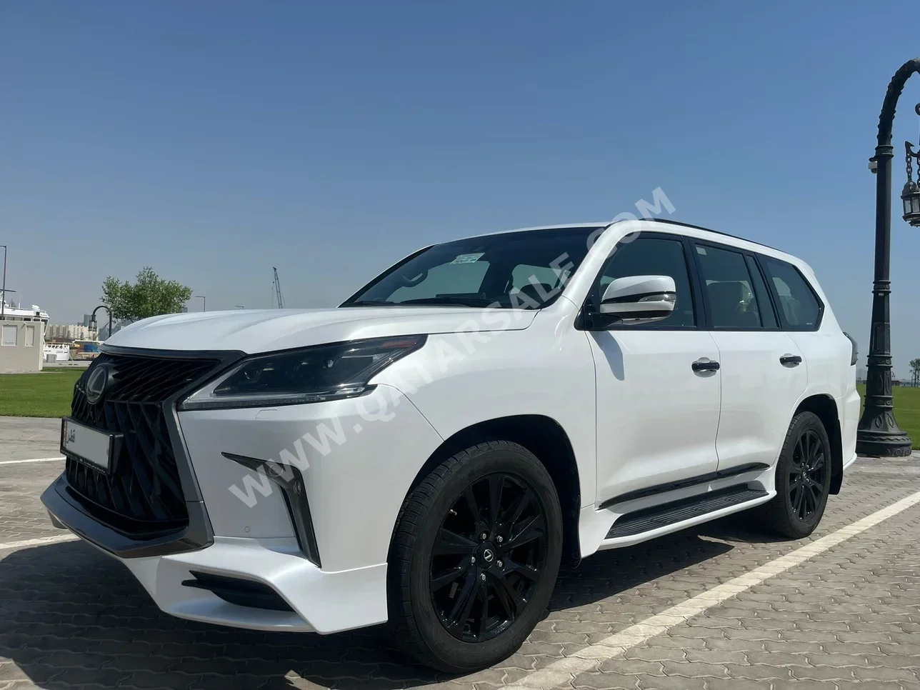 Lexus  LX  570 S Black Edition  2019  Automatic  168,000 Km  8 Cylinder  Four Wheel Drive (4WD)  SUV  White