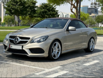 Mercedes-Benz  E-Class  500  2015  Automatic  99,000 Km  8 Cylinder  Rear Wheel Drive (RWD)  Convertible  Gold