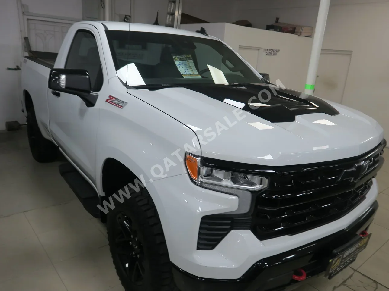 Chevrolet  Silverado  Trail Boss  2022  Automatic  19,000 Km  8 Cylinder  Four Wheel Drive (4WD)  Pick Up  White  With Warranty