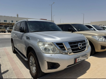 Nissan  Patrol  XE  2017  Automatic  351,000 Km  6 Cylinder  Four Wheel Drive (4WD)  SUV  Silver