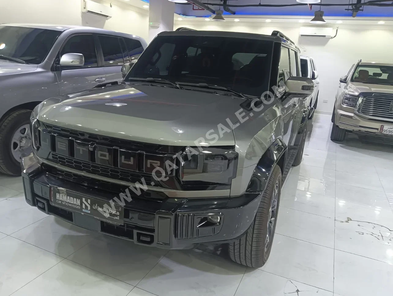 Jetour  T2  Luxury  2025  Automatic  27,000 Km  4 Cylinder  Four Wheel Drive (4WD)  SUV  Gray  With Warranty