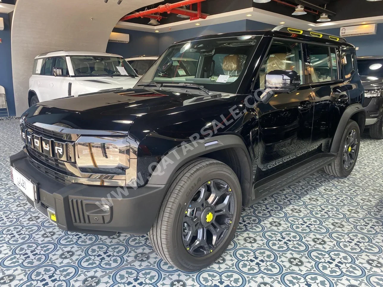 Jetour  T2  Luxury  2026  Automatic  0 Km  4 Cylinder  Four Wheel Drive (4WD)  SUV  Black  With Warranty