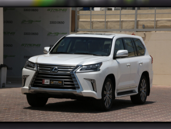 Lexus  LX  570  2017  Automatic  163,000 Km  8 Cylinder  Four Wheel Drive (4WD)  SUV  Pearl