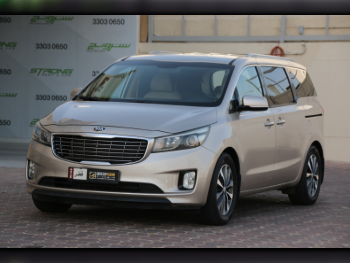 Kia  Carnival  2016  Automatic  208,000 Km  6 Cylinder  Front Wheel Drive (FWD)  Van / Bus  Gold